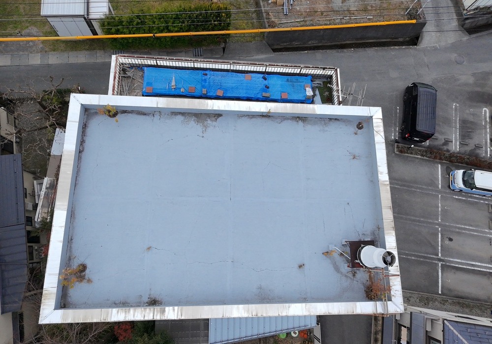 【飯田市上郷黒田】H様邸 RC構造戸建て大規模改修（外壁剥落補修・陸屋根ウレタン防水・花壇撤去防水工事）