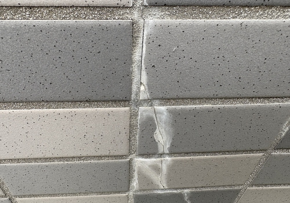 【南箕輪村】Ｆ様賃貸マンション大規模雨漏り根治修繕（屋上ウレタン塗膜防水×外壁タイル徹底打診注入補修）