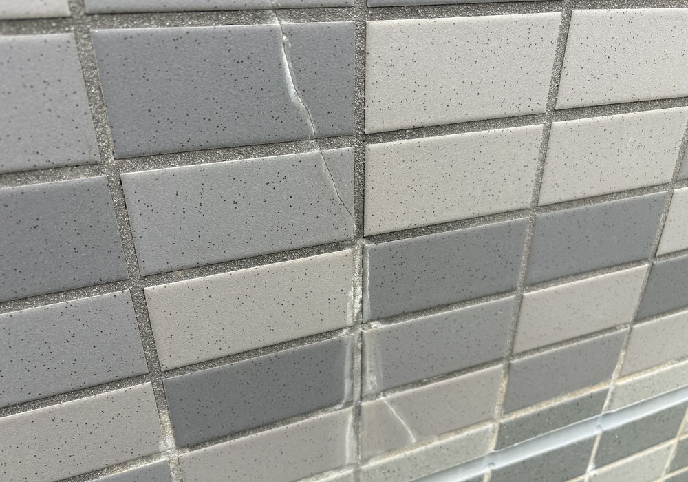 【南箕輪村】Ｆ様賃貸マンション大規模雨漏り根治修繕（屋上ウレタン塗膜防水×外壁タイル徹底打診注入補修）