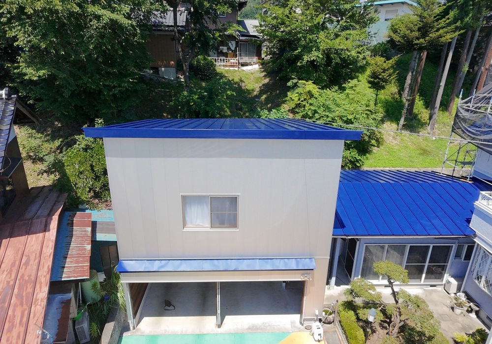 飯田市山本　H 様邸　【追加工事】屋根塗装工事　弱溶剤二液型NADシリコンウレタン樹脂塗料
