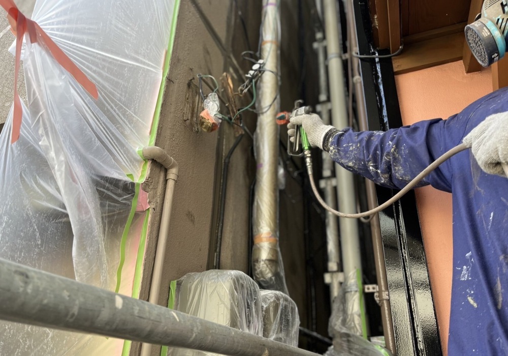 【飯田市中央通り】戸建てS様邸 西面外壁 コーキング・下塗り塗装工事（TF2000仕様）