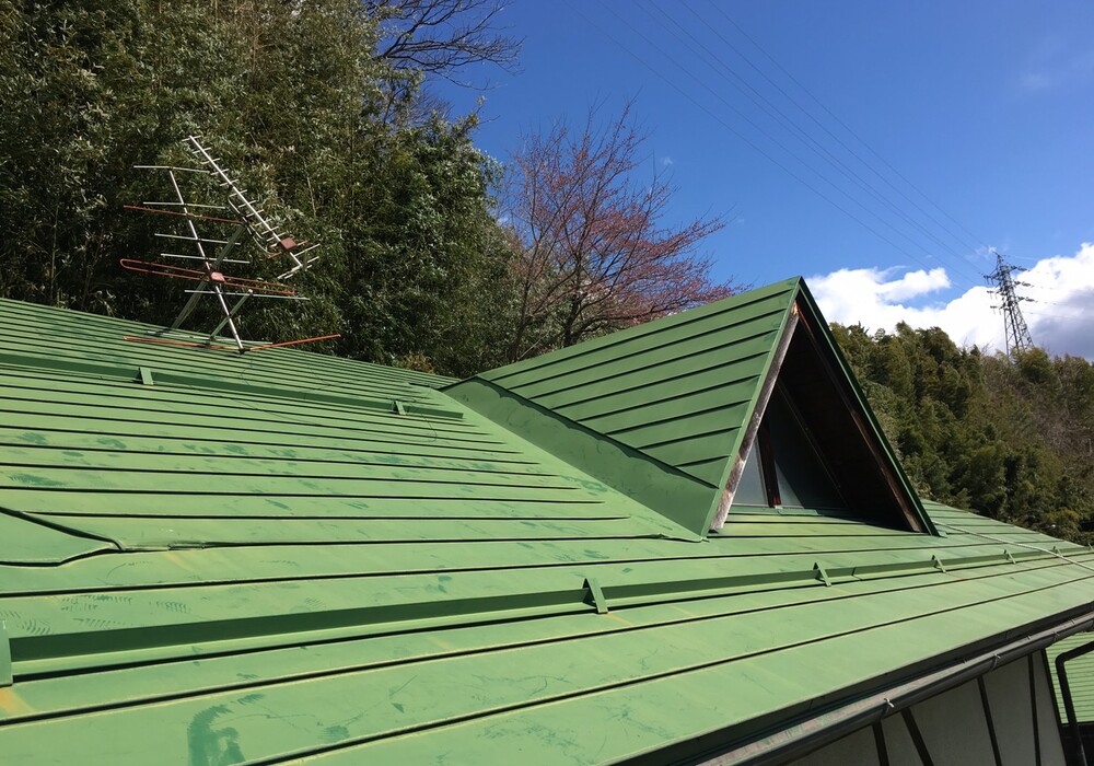 【下伊那郡松川町元大島】カーピットアルル様 店舗屋根塗装工事