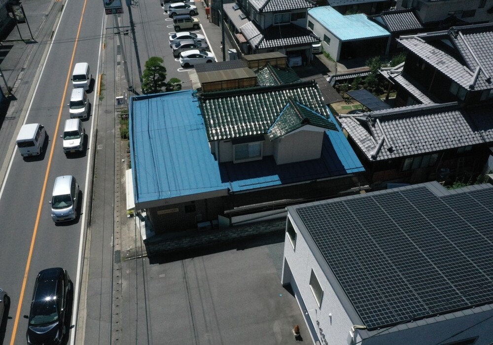 【飯田市上殿岡】Hair&Shave I様 屋根塗装・屋根カバー工法工事（SKプレミアム無機仕様）