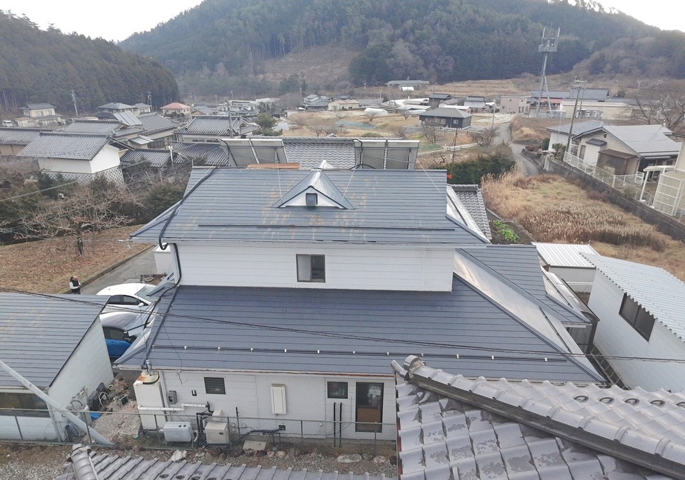 【ドローン空撮で屋根診断】飯田市山本 Y様邸 本宅・倉庫屋根の高所無料調査＋屋根塗装