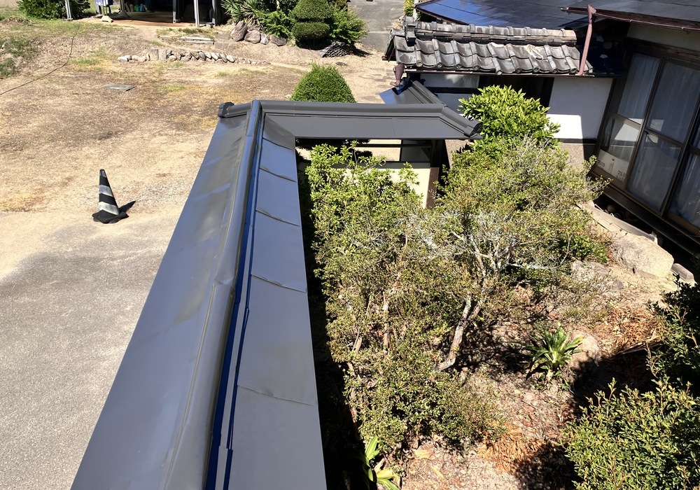 【飯田市川路】戸建て N様邸 屏風屋根・下屋根塗装工事（SK無機塗料仕様）