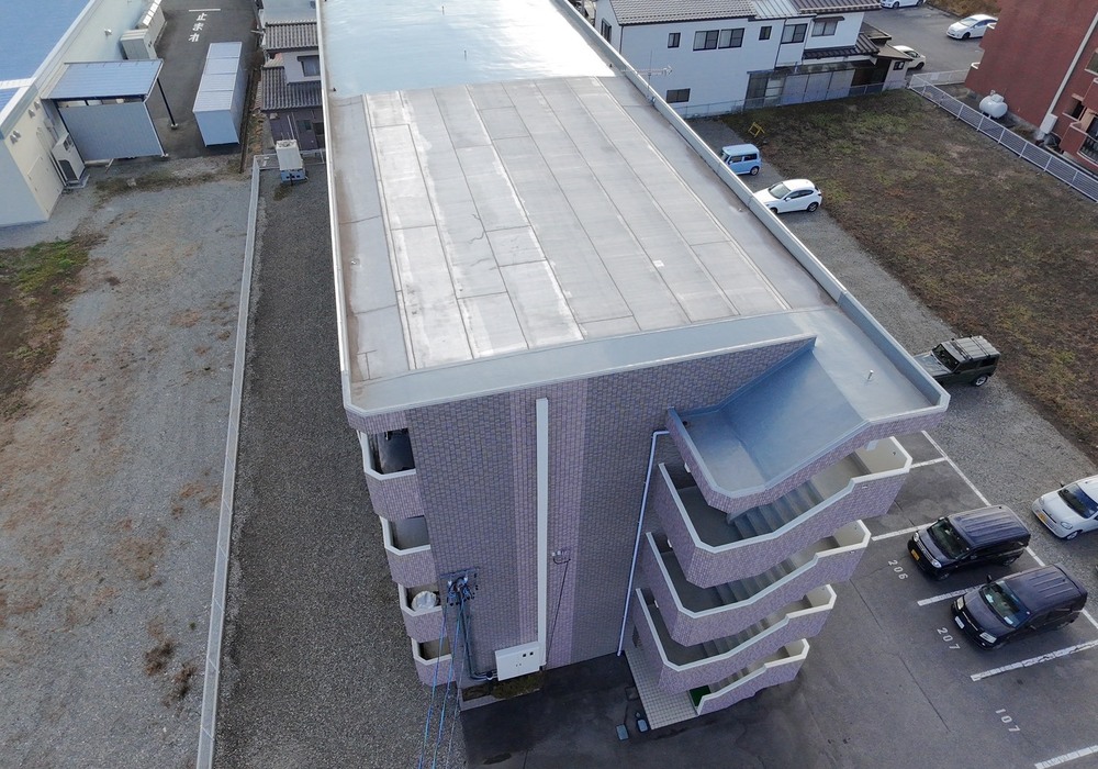 【伊那市西箕輪】F賃貸マンション 屋上防水改修工事（ウレタン塗膜防水 通気緩衝工法仕様）
