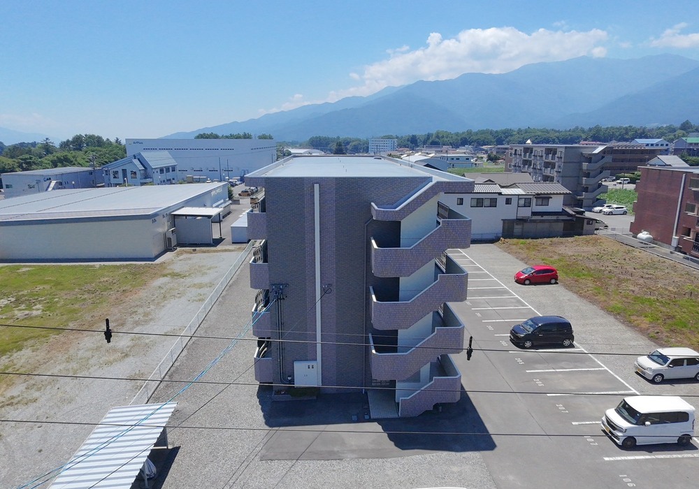 【伊那市西箕輪】F賃貸マンション 屋上防水改修工事（ウレタン塗膜防水 通気緩衝工法仕様）
