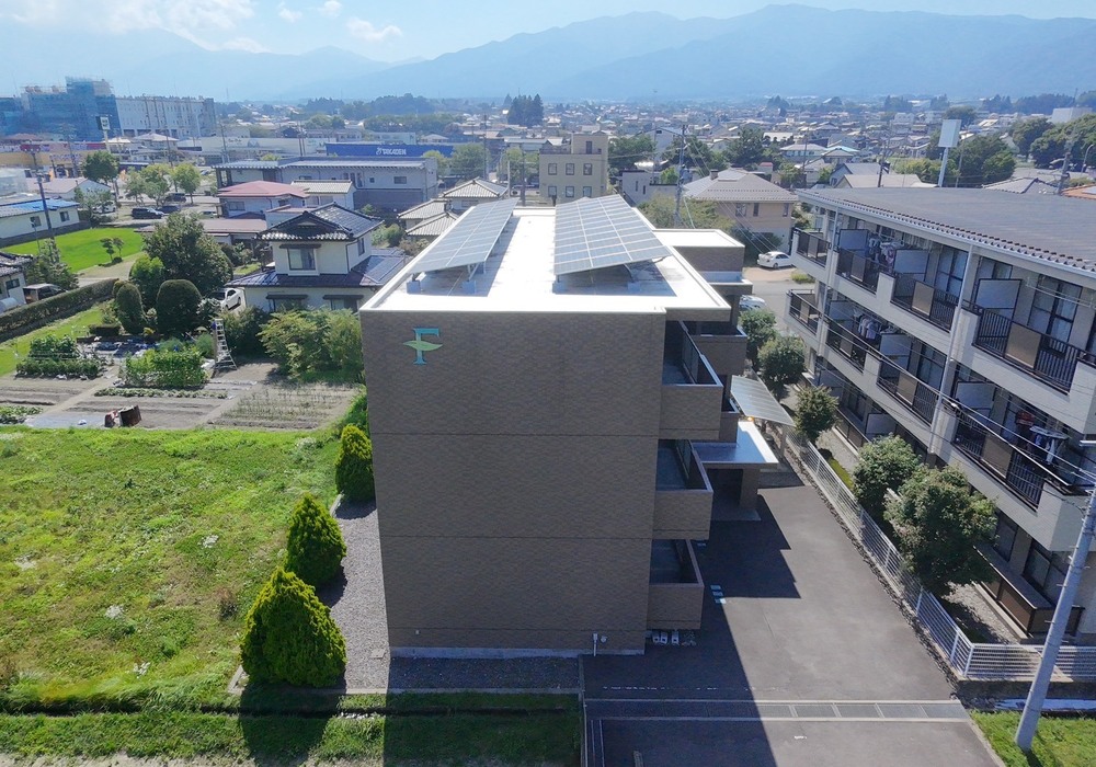 【上伊那郡箕輪村】賃貸マンションS様 共用廊下・タイル補修・玄関上防水改修工事