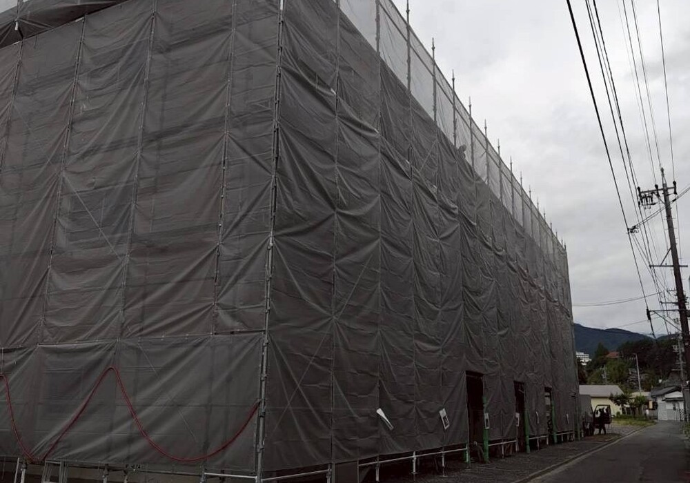 【飯田市鼎下山】賃貸マンション 熊谷マンション様 外壁・屋根塗装・共用階段改修工事（セラミシリコン仕様）