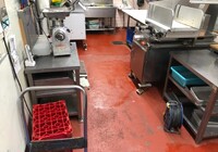 【飯田市中央通り】店舗 肉のまるやま 厨房床 防塵塗装部分補修工事（フロアートップ8500仕様）