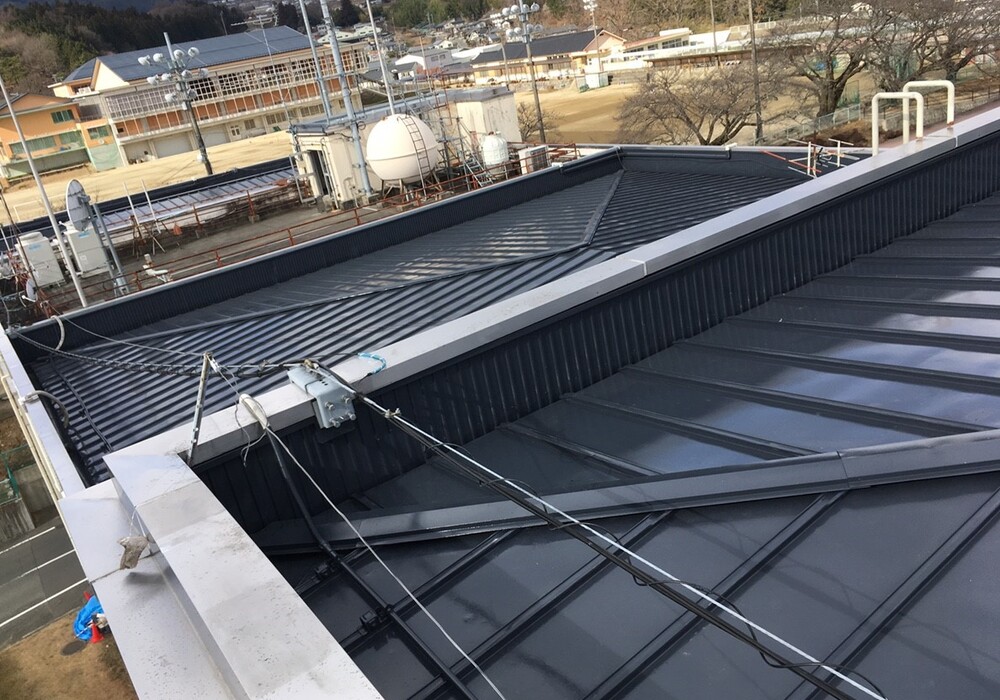 【下伊那郡高森町】高森町役場庁舎 屋根塗装・防水工事（ルーフスターSi仕様）