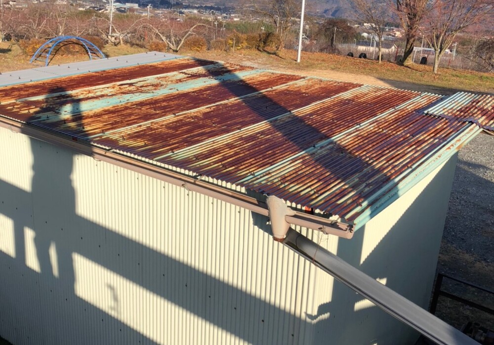 【下伊那郡松川町】増野自治会 会所 波トタン屋根塗装工事（ルーフスターSi仕様）