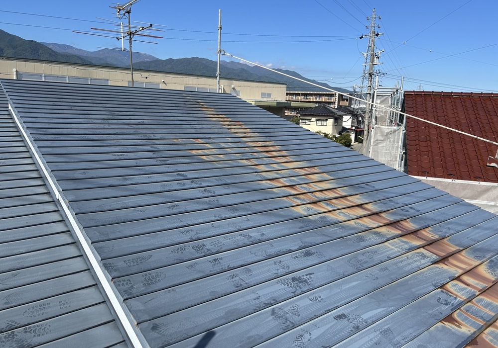 【飯田市八幡町】おんたけコーポC棟 屋根塗装工事（ユメロック114ライン仕様）