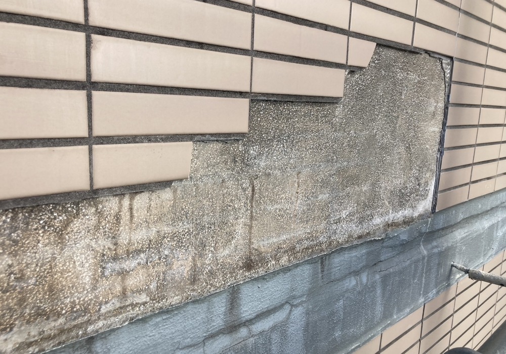 飯田市マンション　タイル浮き修繕工事