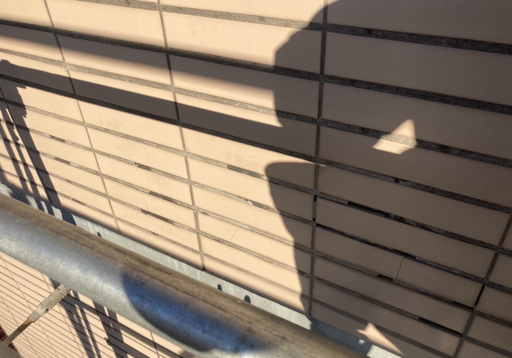 飯田市マンション　タイル浮き修繕工事