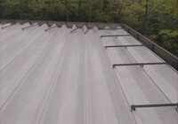 【飯田市龍江】（有）鈴木製作所様 工場 折半屋根遮熱塗装工事（シャネツトップワン仕様）