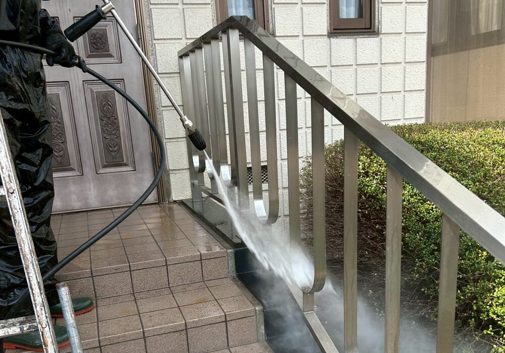 【飯田市小伝馬町】太田歯科様 玄関上屋根塗装工事（ユメロック114ライン仕様）