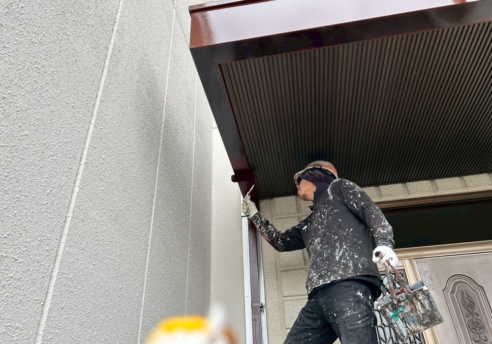 【飯田市小伝馬町】太田歯科様 玄関上屋根塗装工事（ユメロック114ライン仕様）