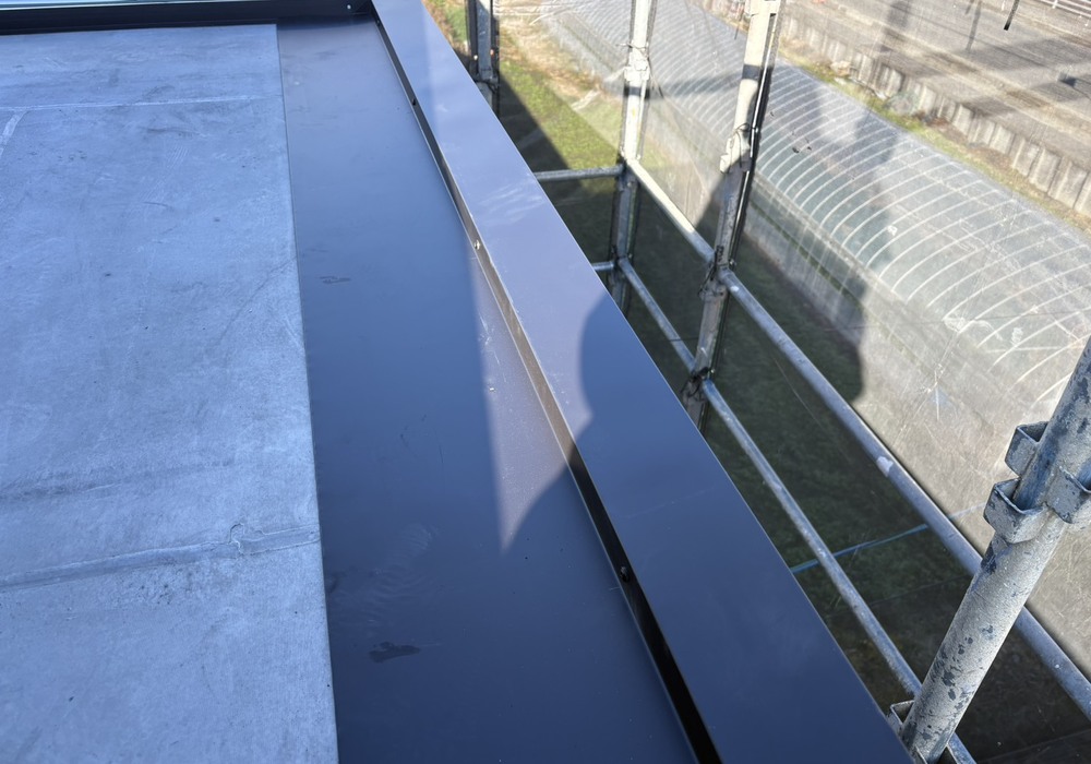 【南箕輪村】Ｆ様賃貸マンション大規模雨漏り根治修繕（屋上ウレタン塗膜防水×外壁タイル徹底打診注入補修）